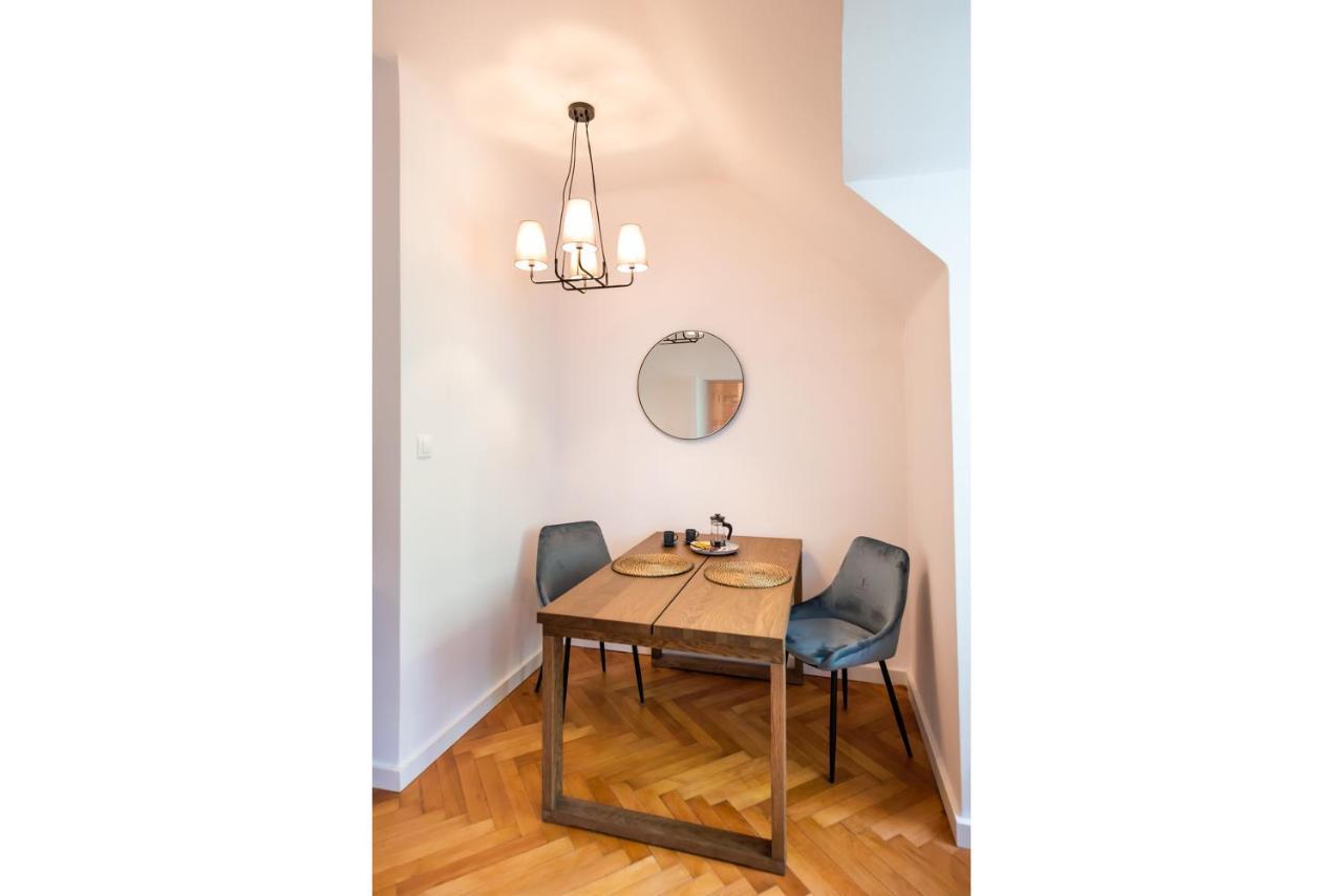 Comfortable Old Town Apartment Варшава Екстер'єр фото