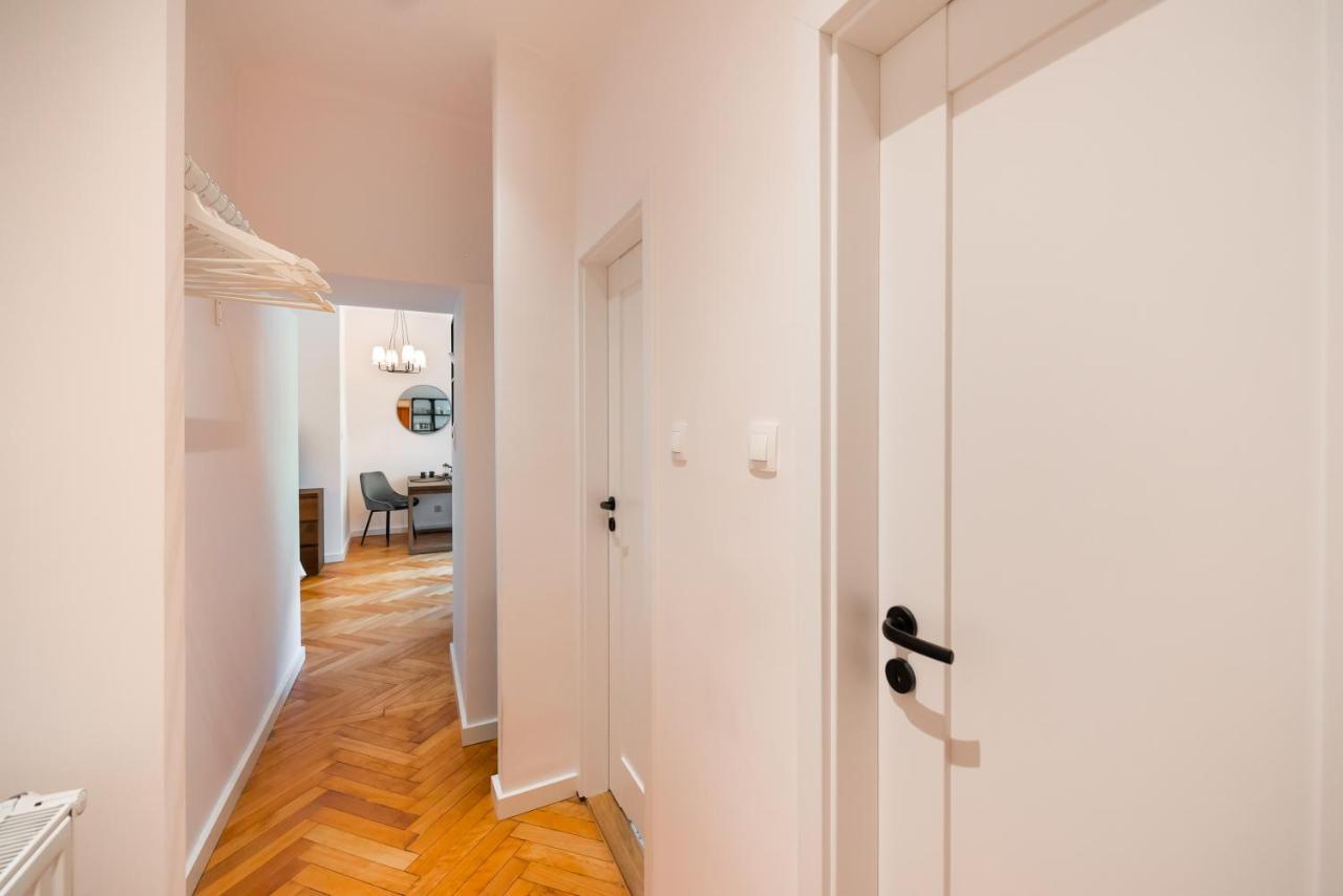 Comfortable Old Town Apartment Варшава Екстер'єр фото